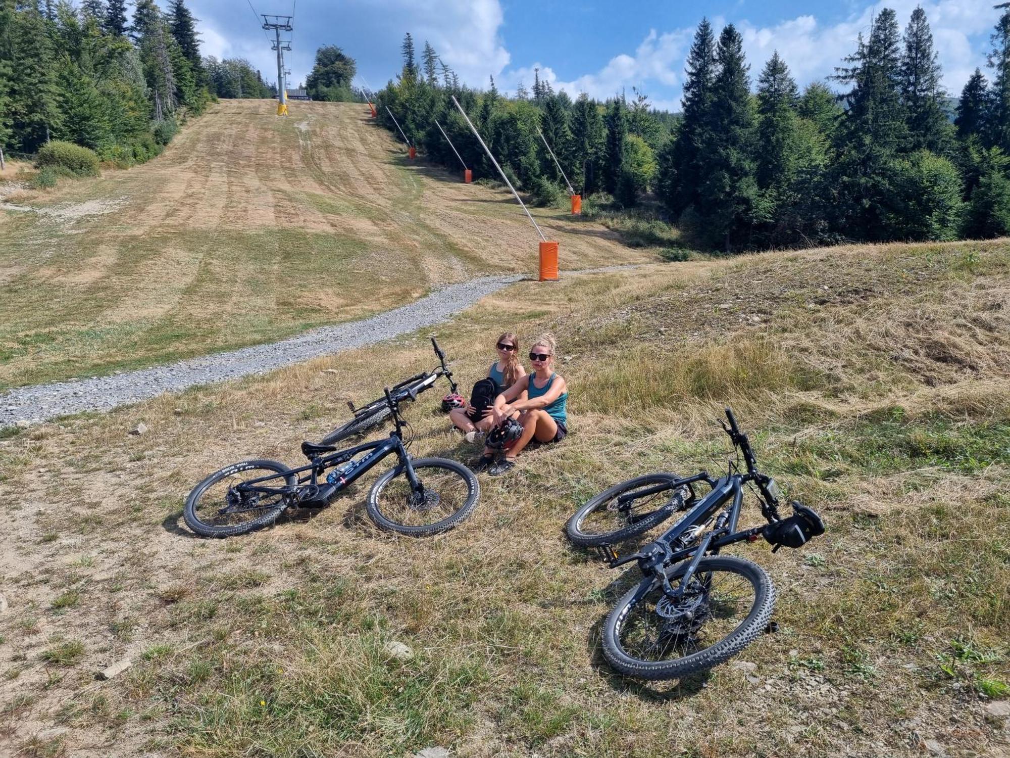 Apartament Elbrus Czyrna Szczyrk Wypozyczalnia Rowerow E-Bike Czyrna Szkola Narciarska & Wypozyczalnia Ski Serwis Extérieur photo